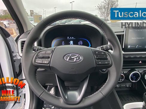 New 2026 Hyundai Venue SEL image 17