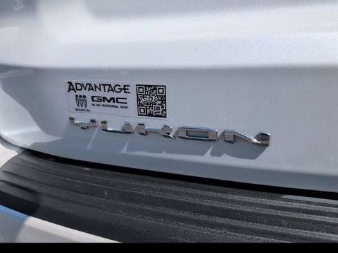 Certified 2024 GMC Yukon Denali AWD/4WD image 7