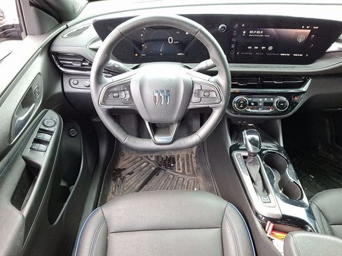 Used 2025 Buick Envista Sport Touring w/ Convenience I Package image 9