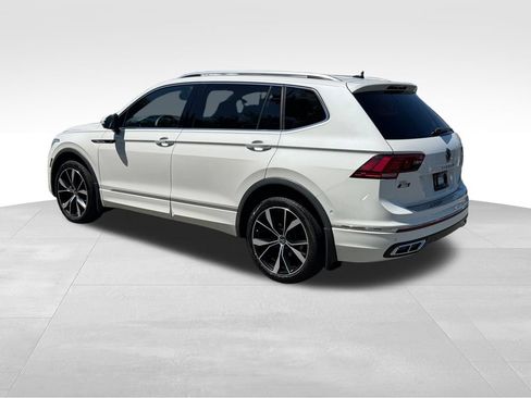 Used 2022 Volkswagen Tiguan SEL R-Line AWD/4WD image 6