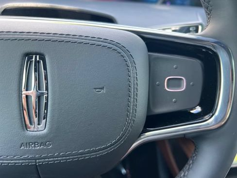 New 2026 Lincoln Nautilus Reserve AWD/4WD image 35