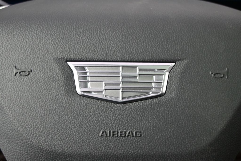 New 2026 Cadillac Optiq Luxury 2 w/ LPO, Floor Liner Package AWD/4WD image 34