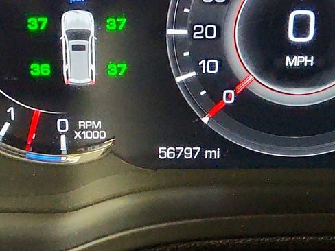 Used 2020 Cadillac Escalade Platinum image 16