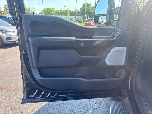 Used 2025 Ford F350 Platinum AWD/4WD image 15