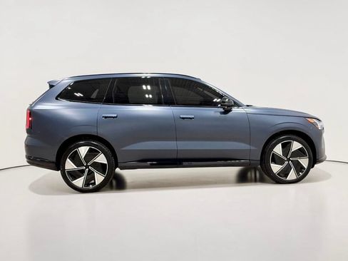Used 2025 Volvo EX90 Ultra AWD/4WD image 15