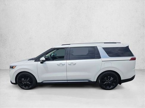 Used 2022 Kia Carnival SX Prestige FWD image 8