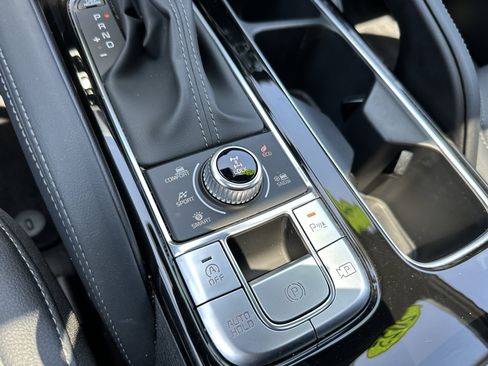 Certified 2025 Kia Telluride SX X-Line AWD/4WD image 34