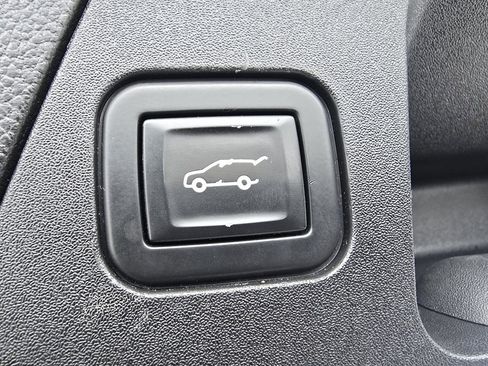 Used 2020 Buick Envision Preferred image 17