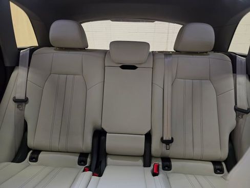 Certified 2025 Audi Q5 Premium Plus w/ Premium Plus image 30