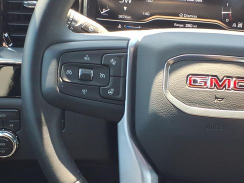 Certified 2025 GMC Sierra 1500 SLE w/ Preferred Package AWD/4WD image 11