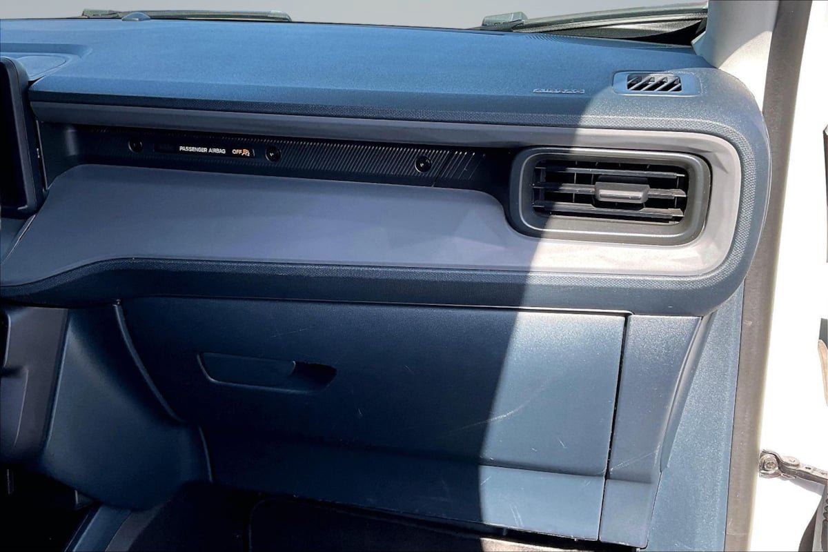 Used 2022 Ford Maverick XL FWD image 17