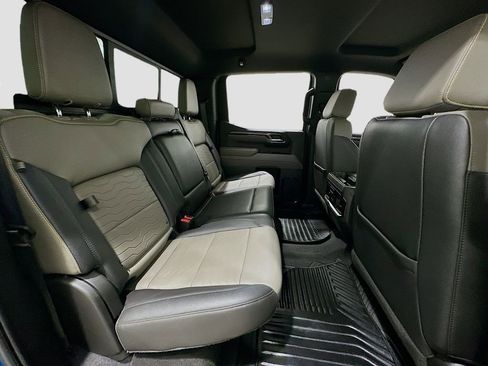 Certified 2022 Chevrolet Silverado 1500 ZR2 w/ Technology Package image 28