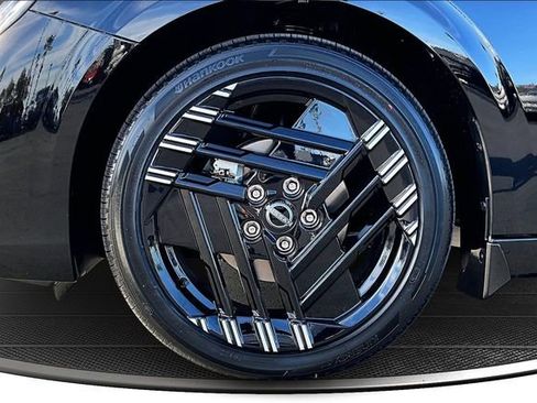 New 2026 Nissan Sentra SR w/ Floor Mat Package image 12