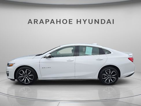 Used 2022 Chevrolet Malibu RS image 2