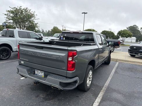 Used 2021 Chevrolet Silverado 1500 LT AWD/4WD image 11