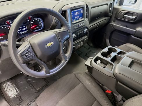 Used 2024 Chevrolet Silverado 2500 Custom w/ Custom Value Package AWD/4WD image 6