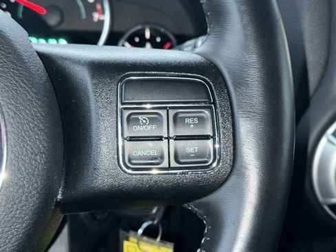 Used 2017 Jeep Wrangler Sahara w/ Dual Top Group image 39