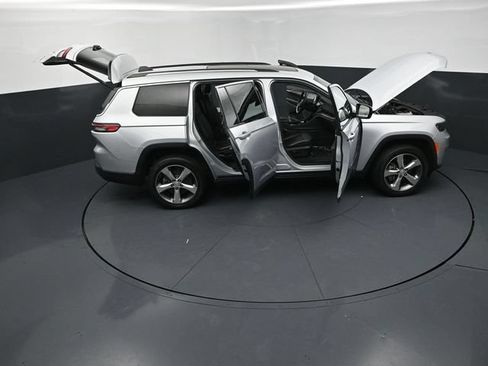 Used 2021 Jeep Grand Cherokee L Limited w/ Luxury Tech Group II AWD/4WD image 29