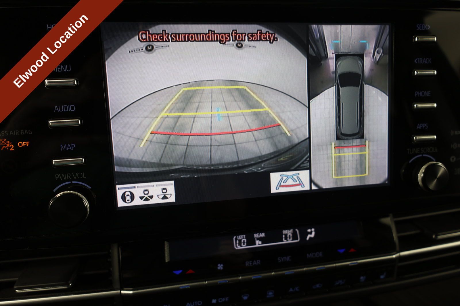 Used 2023 Toyota Sienna Platinum w/ Protection Package (TMS) AWD/4WD image 7