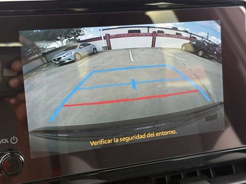 Used 2025 Toyota Corolla LE image 18