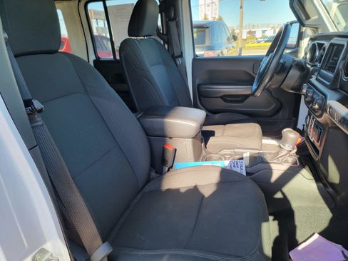 Certified 2020 Jeep Wrangler Unlimited Sport S image 19