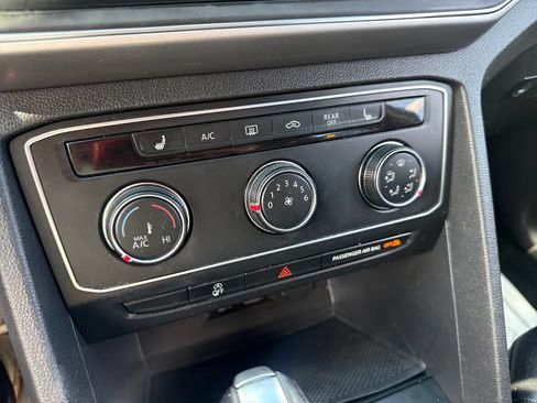 Used 2018 Volkswagen Atlas SE AWD/4WD image 31