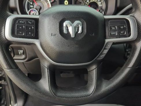Used 2022 RAM 2500 Big Horn image 5