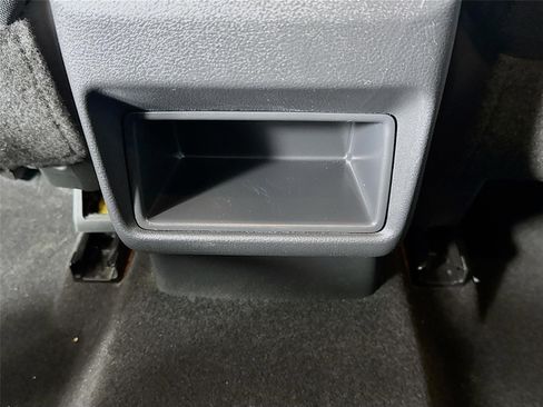 Used 2021 Nissan Rogue S FWD image 25