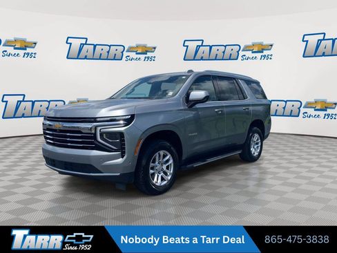 Used 2025 Chevrolet Tahoe LT RWD image 4