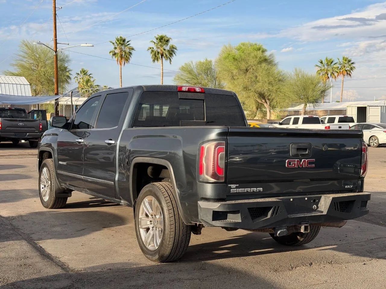 Used 2017 GMC Sierra 1500 SLT AWD/4WD image 5