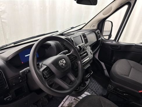 Used 2025 RAM ProMaster 2500 w/ U-Haul Equipment Group FWD image 10