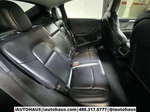 Used 2023 Tesla Model Y Performance AWD/4WD image 17
