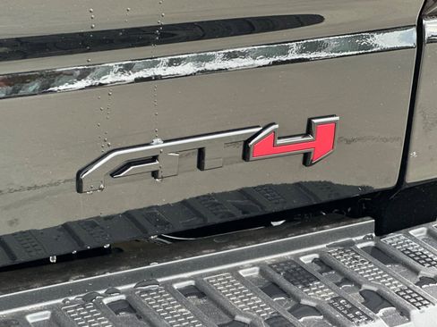 New 2026 GMC Sierra 1500 AT4 w/ LPO, Black Badging Package image 27