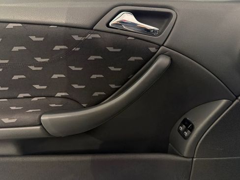 Used 2002 Mercedes-Benz C 230 Coupe image 13