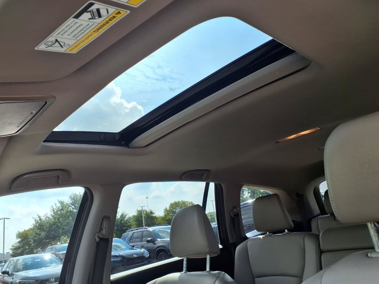 Used 2017 Honda Pilot EX-L image 5
