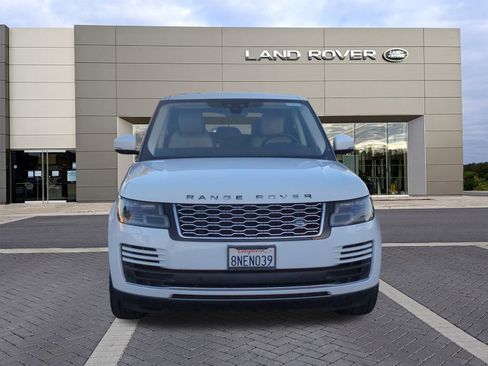 Used 2020 Land Rover Range Rover HSE image 2