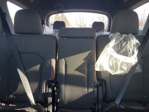 New 2025 Honda Pilot Sport image 21