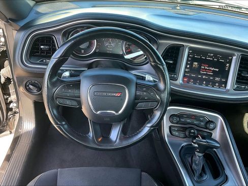 Used 2022 Dodge Challenger R/T w/ Plus Package image 10