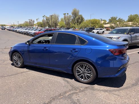 Used 2024 Kia Forte GT-Line w/ GT-Line Premium Package FWD image 3