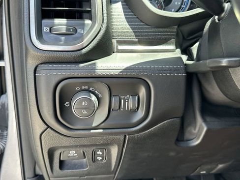Certified 2021 RAM 1500 Limited RWD image 29
