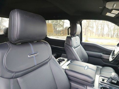 Used 2024 Ford F150 Platinum image 12