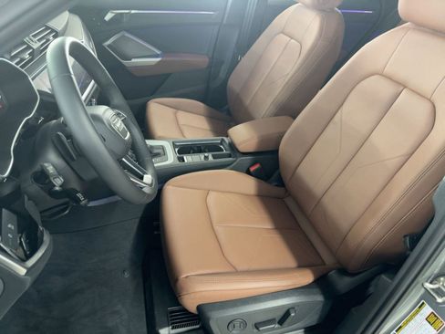 Used 2024 Audi Q3 2.0T Premium Plus image 5