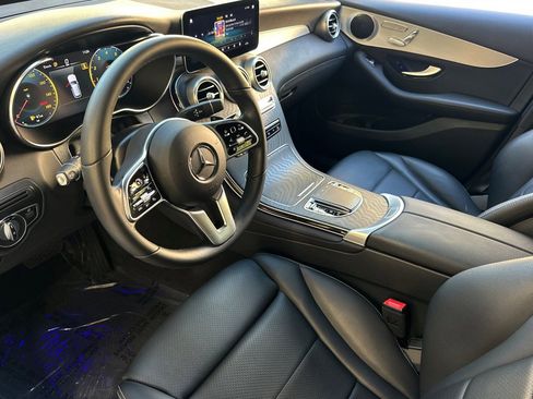 Certified 2022 Mercedes-Benz GLC 300 image 9