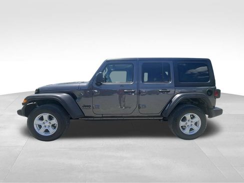 Used 2022 Jeep Wrangler Unlimited Sport AWD/4WD image 16