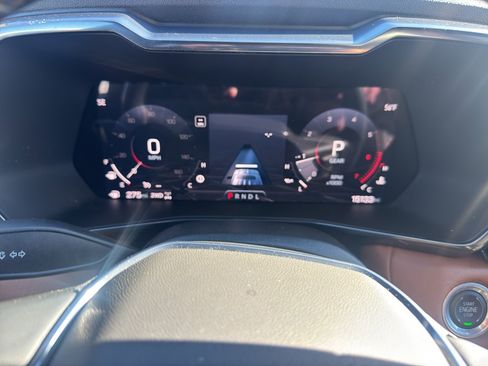 Used 2024 GMC Canyon AT4 w/ AT4 Premium Package image 13