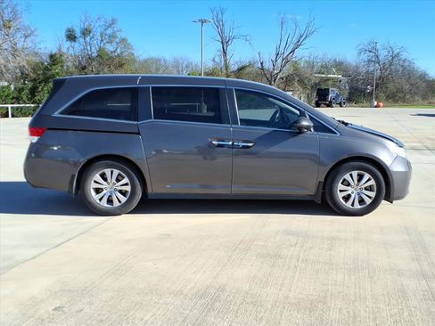 Used 2016 Honda Odyssey SE image 10