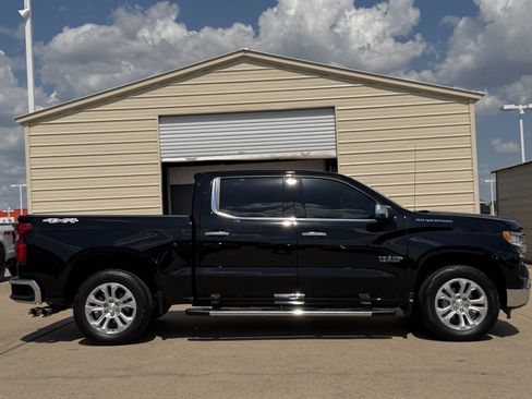 Used 2024 Chevrolet Silverado 1500 LTZ w/ Technology Package AWD/4WD image 8
