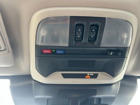 Used 2024 Subaru Crosstrek 2.0i Premium image 20