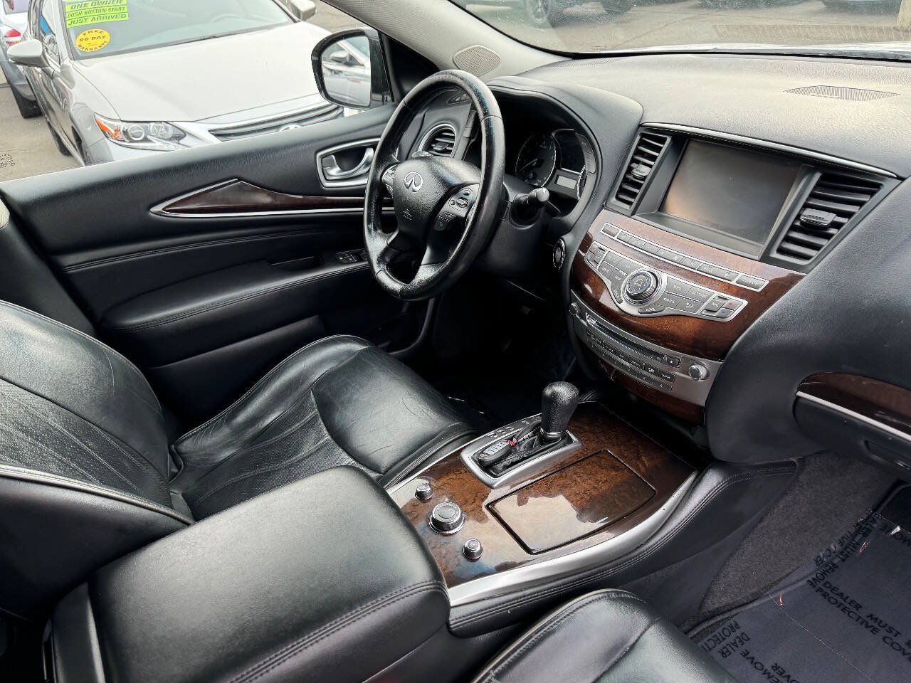 Used 2015 INFINITI QX60 AWD Hybrid w/ HEV Deluxe Touring Package image 17