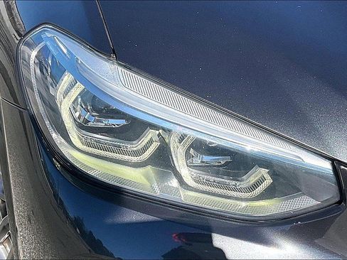 Used 2019 BMW X4 M40i w/ Premium Package image 30